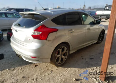 2014 Ford Focus St из США, поврежденный, VIN 1FADP3L98EL107110